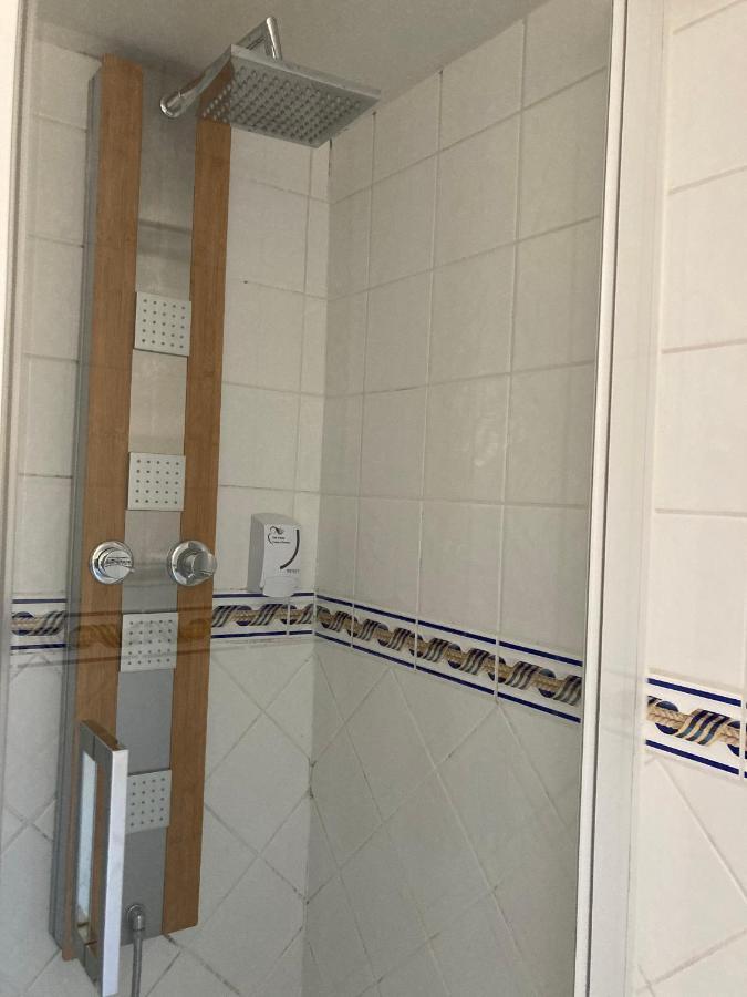 Hotel De La Poste 푸일리엔아그수아 외부 사진